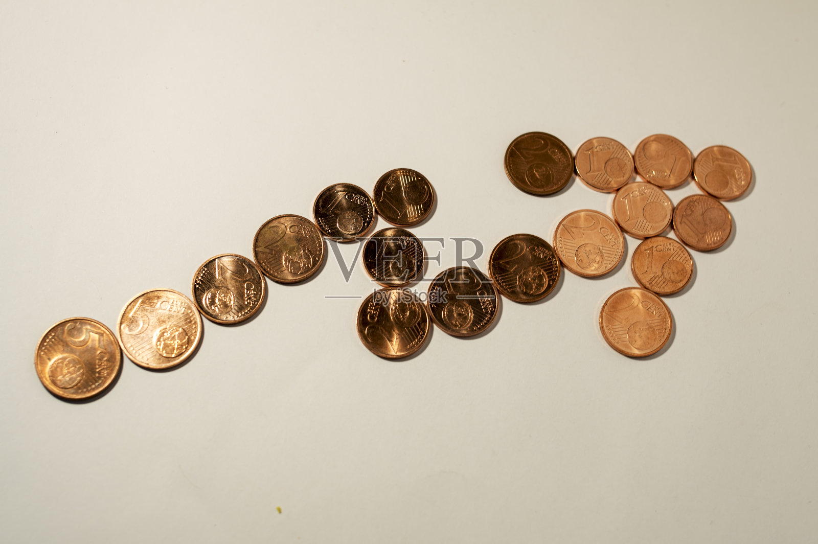 箭形货币硬币-欧元和美分照片摄影图片