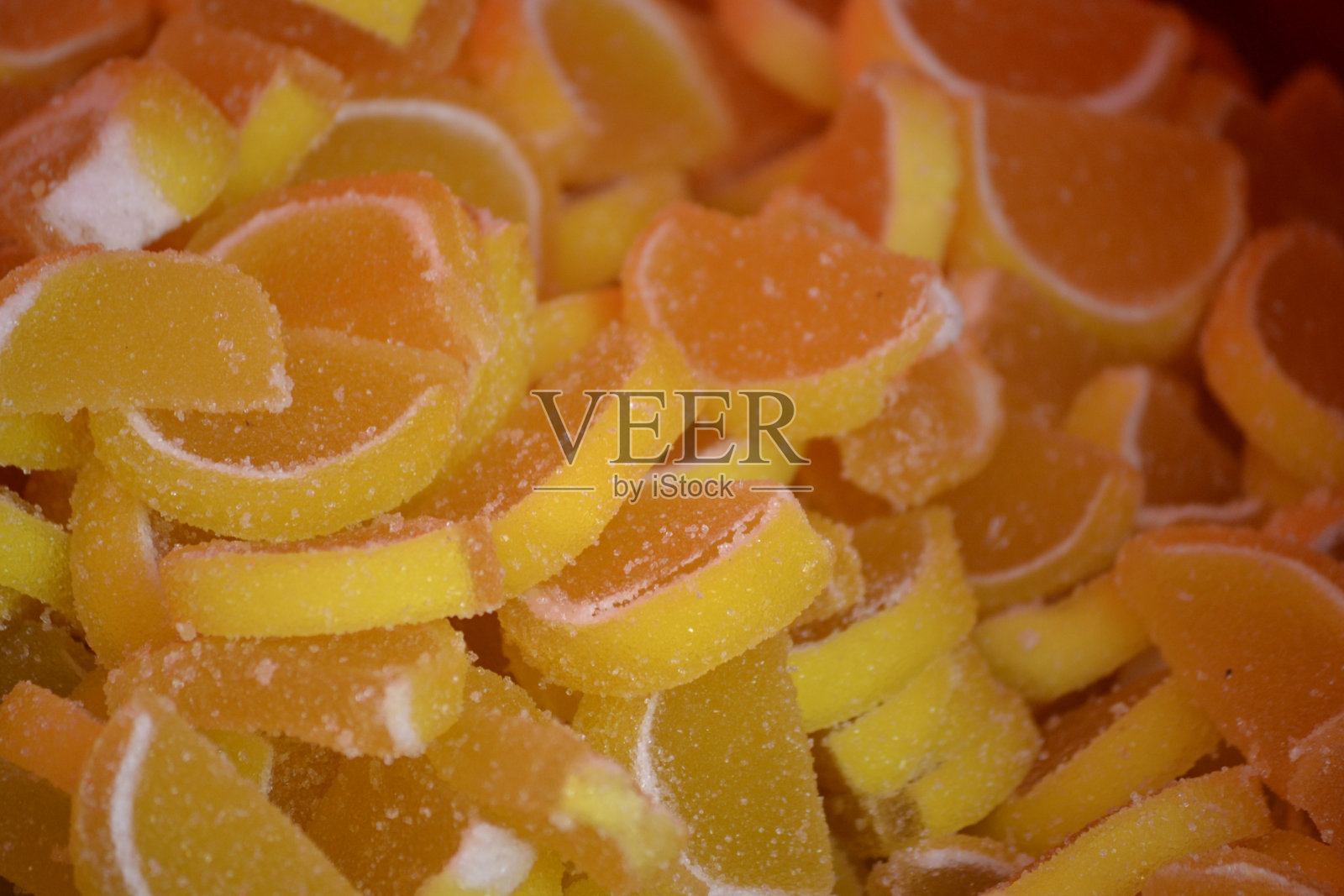 黄色的糖果作为情人节礼物照片摄影图片