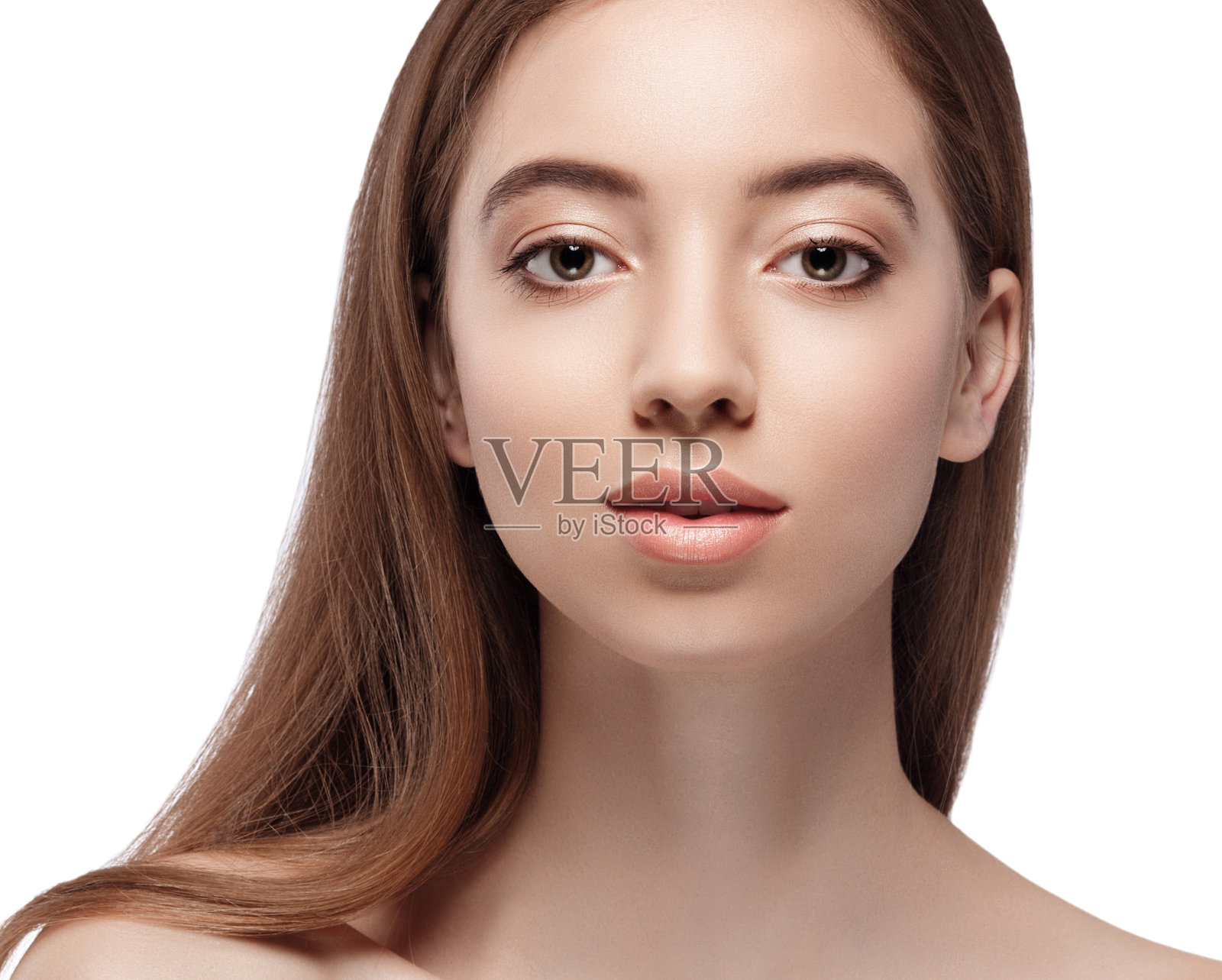 漂亮女人的脸近了,开心的画室上白了照片摄影图片