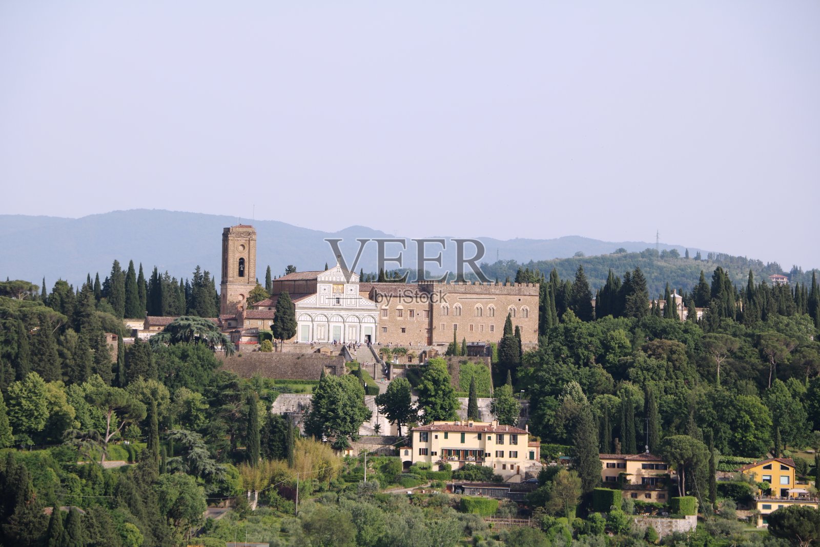 圣米尼亚托阿尔蒙特和圣公会宫,佛罗伦萨照片摄影图片