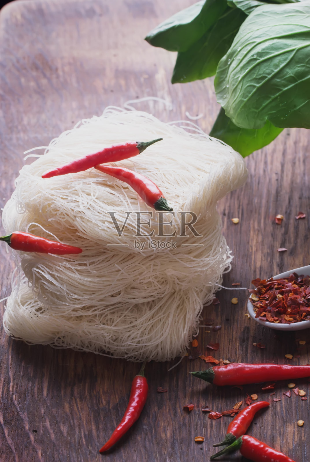 东方准备午餐照片摄影图片