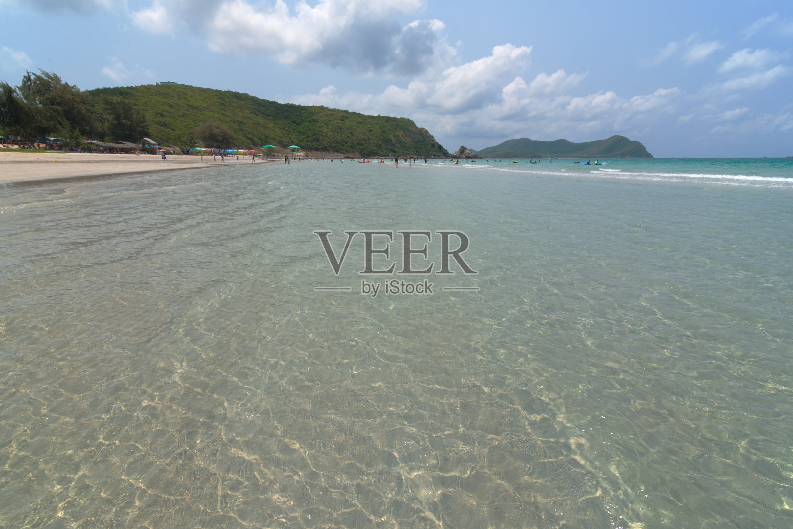 美丽的海滩和热带海洋照片摄影图片