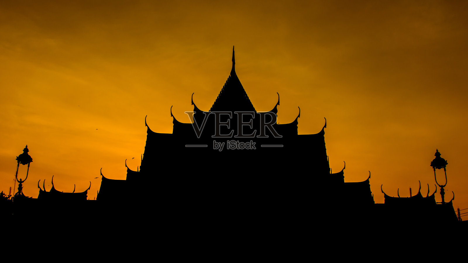 大理石寺庙的剪影,Wat Benchamabopitr Dusitvanaram。照片摄影图片