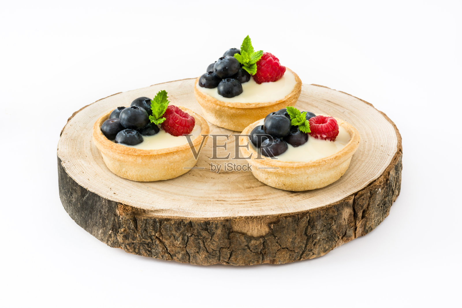 美味的果馅饼配覆盆子照片摄影图片