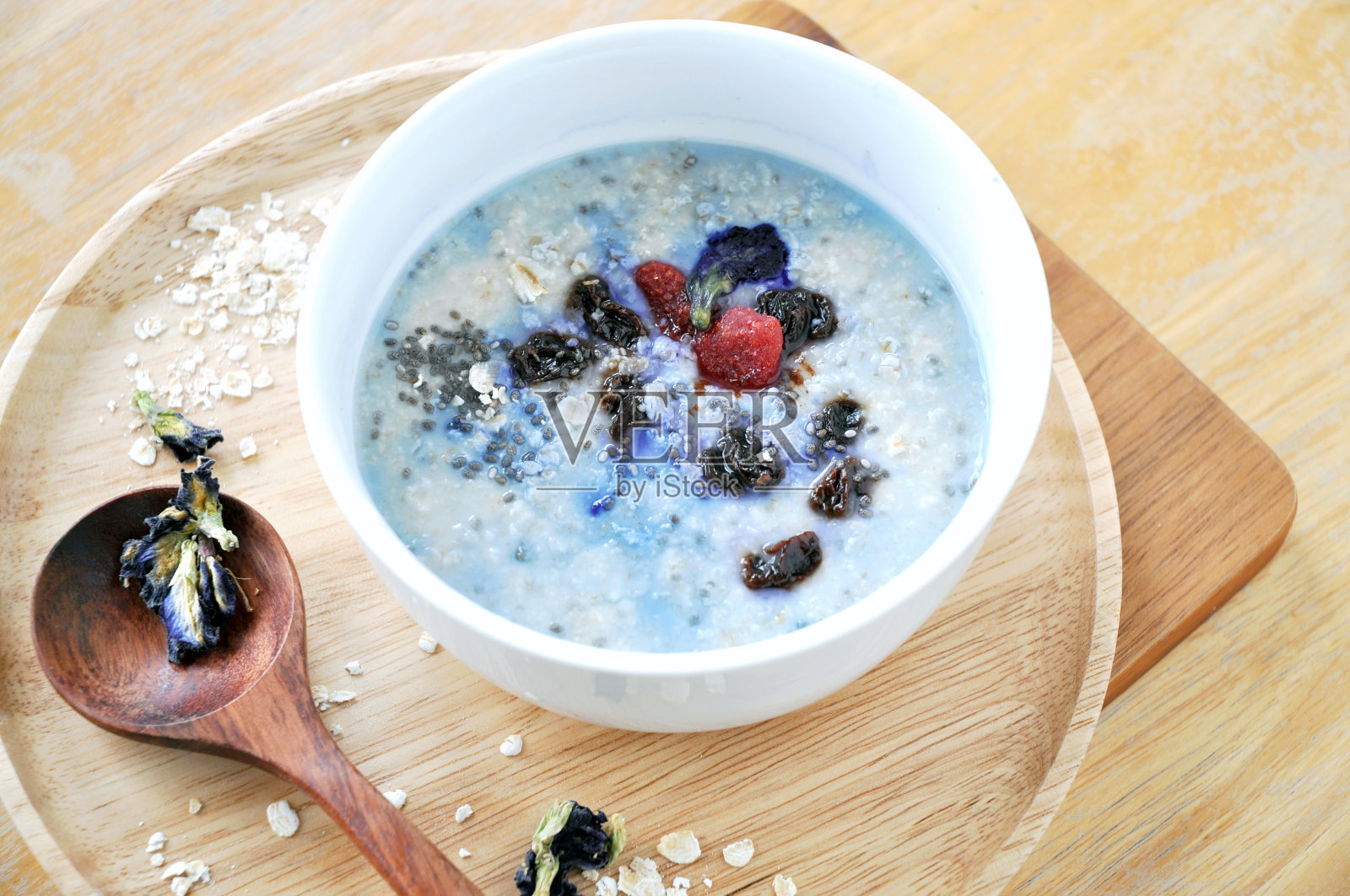 色彩斑斓的燕麦片照片摄影图片