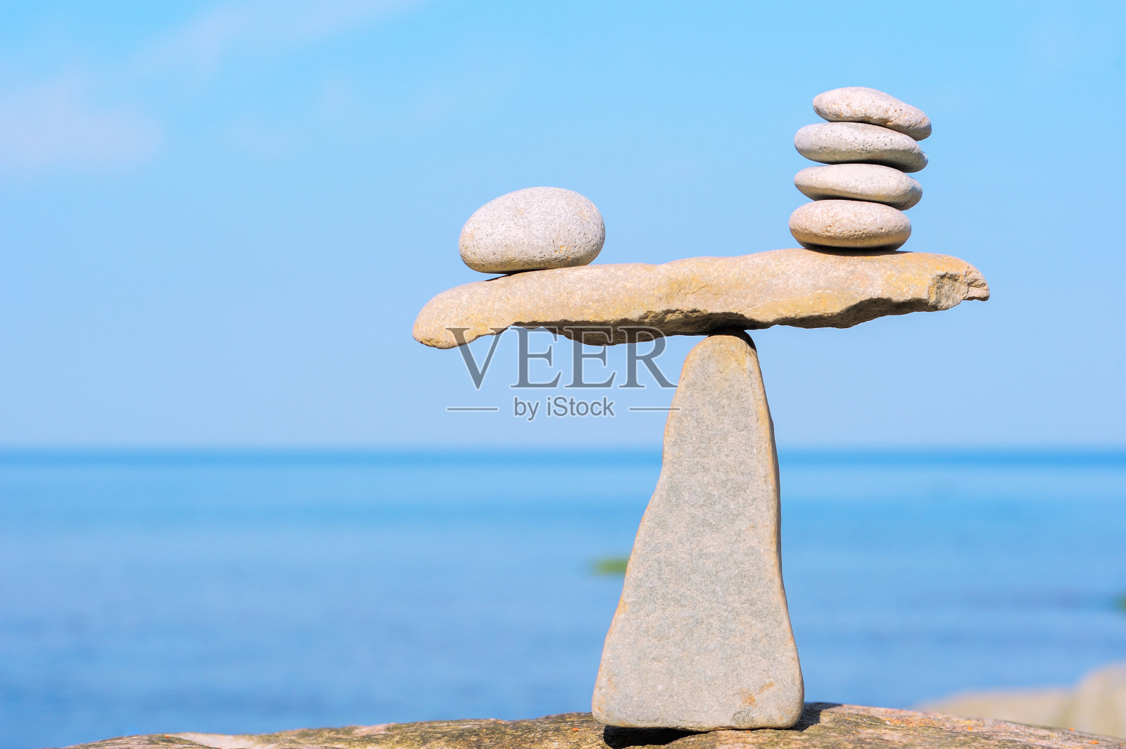 平等的石头照片摄影图片