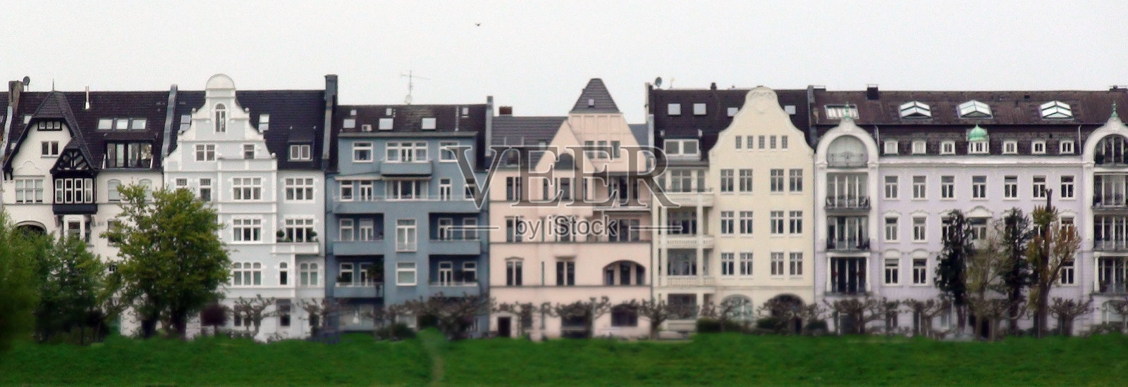 杜塞尔多夫美丽的老住宅建筑在德国欧洲照片摄影图片