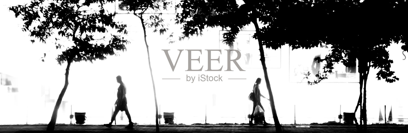 相反的方向照片摄影图片