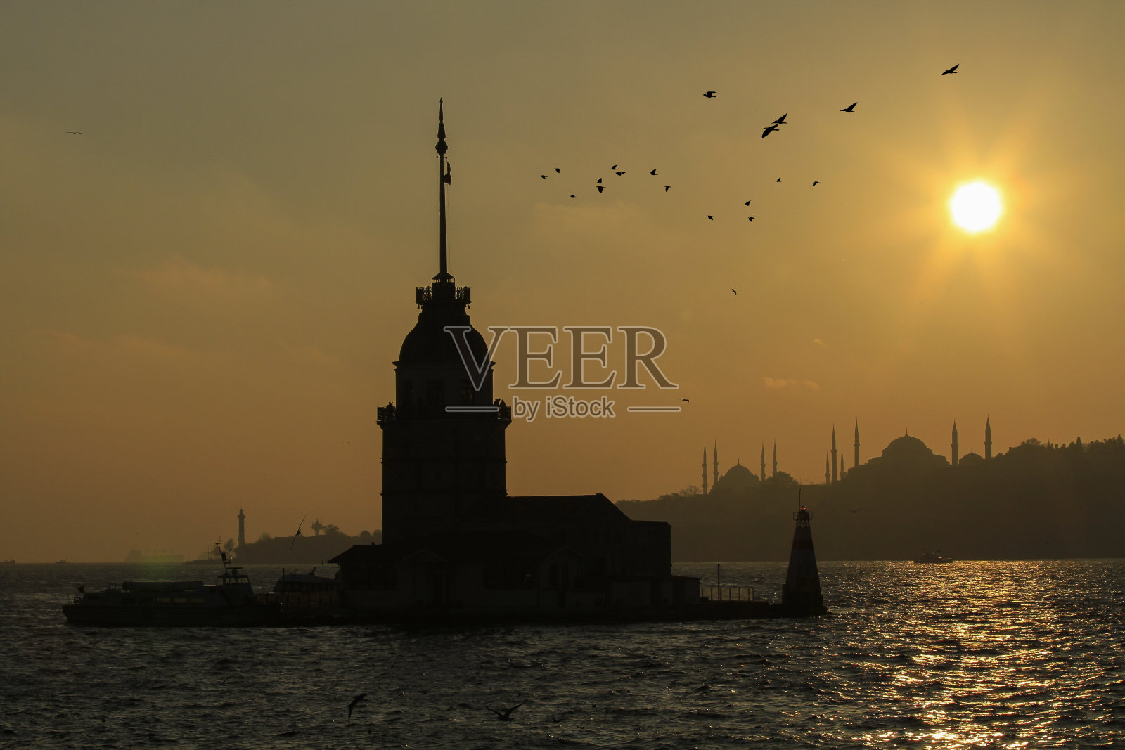 少女塔照片摄影图片