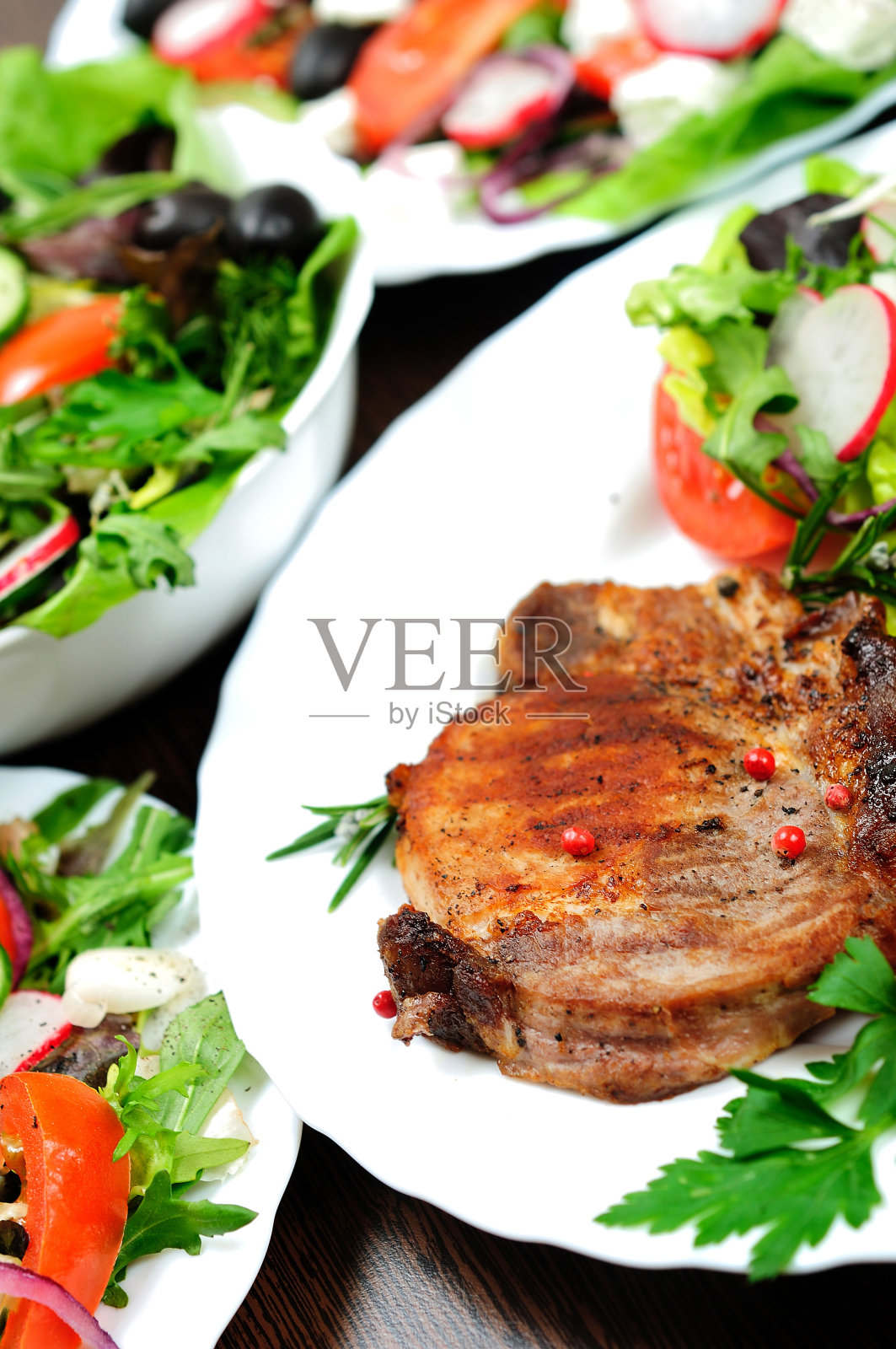 沙拉和肉照片摄影图片
