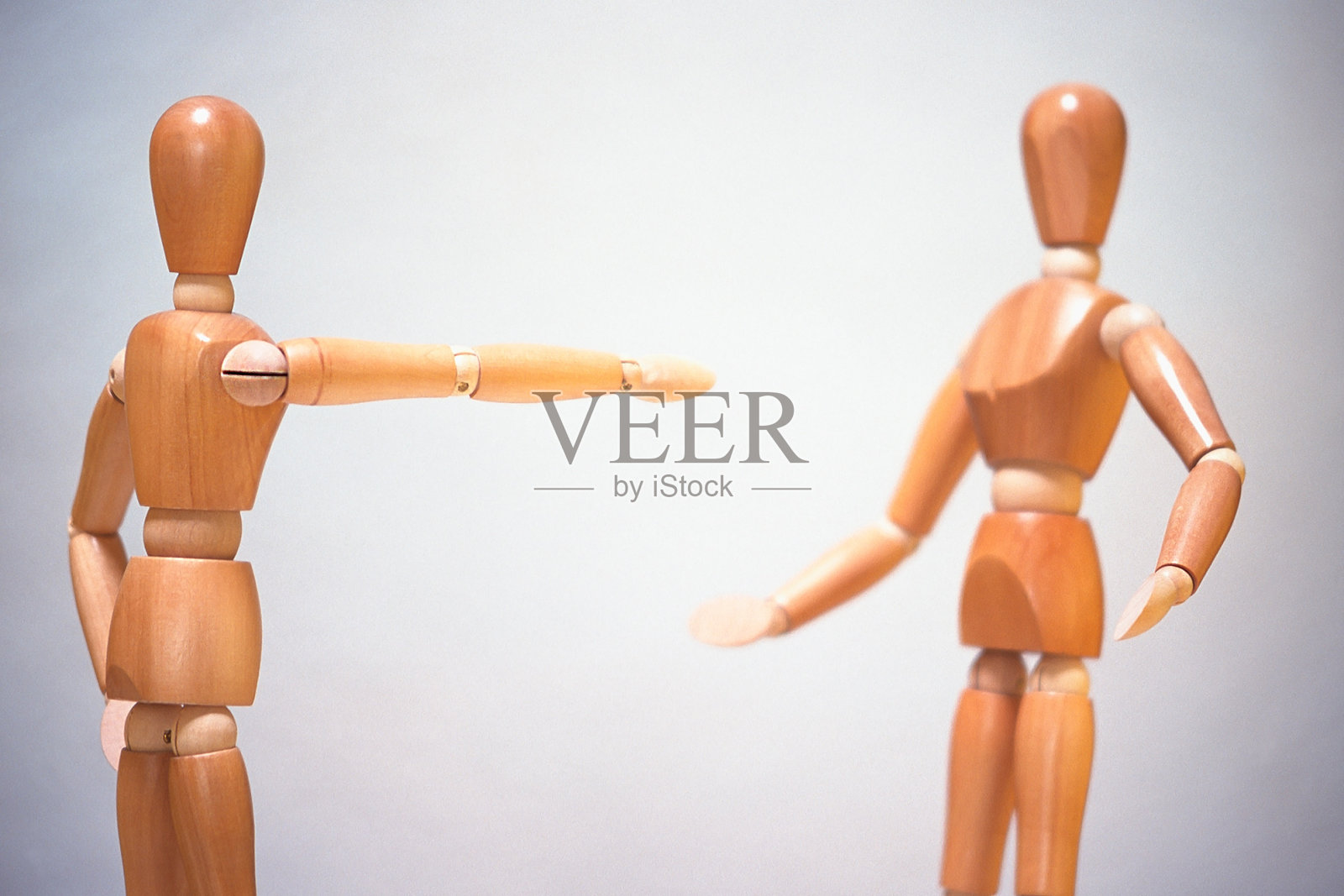 人体模特指责另一个照片摄影图片