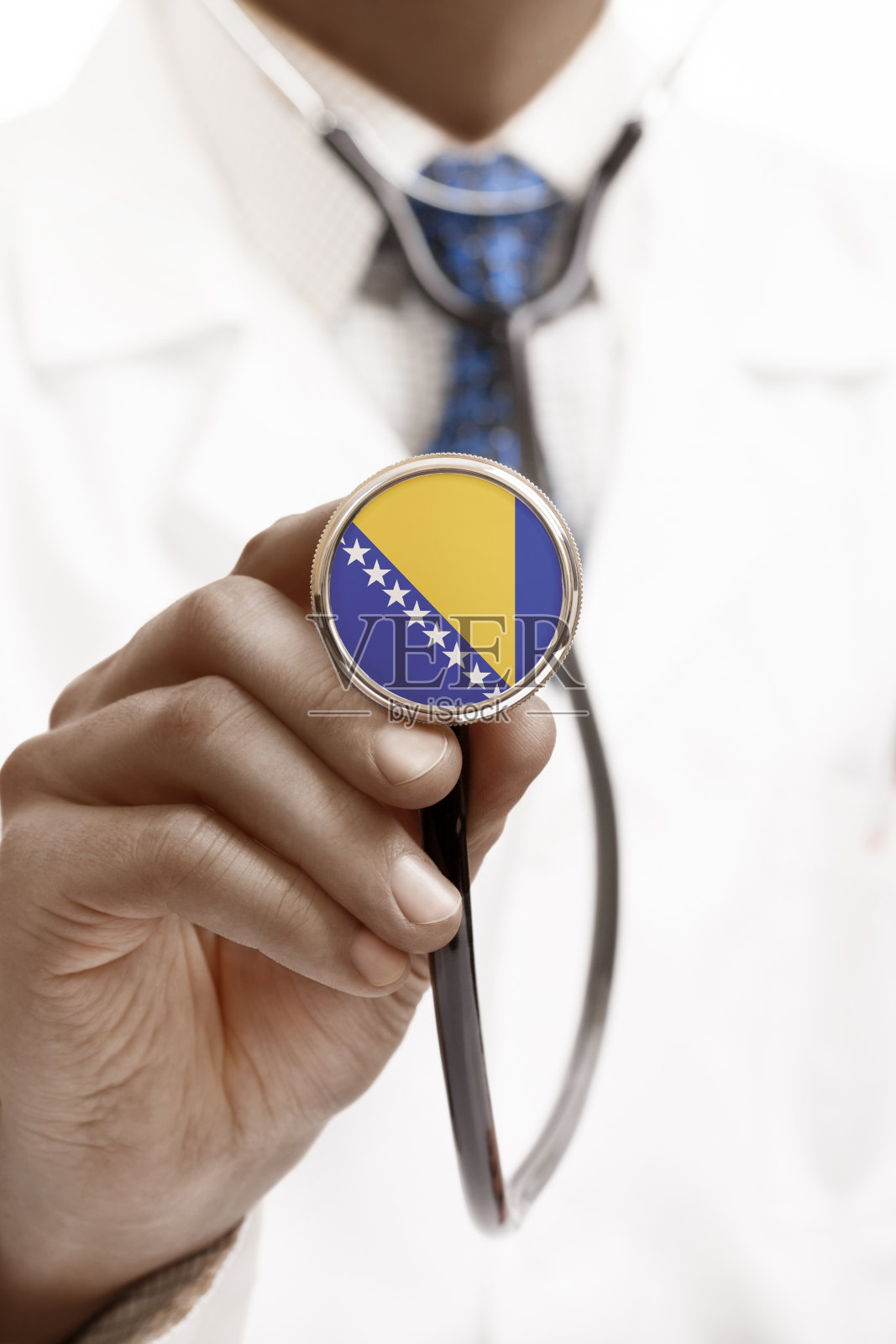 听诊器与波斯尼亚和黑塞哥维那国旗概念系列照片摄影图片