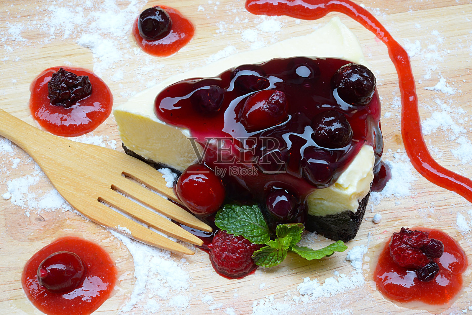 自制蓝莓奶油芝士派照片摄影图片