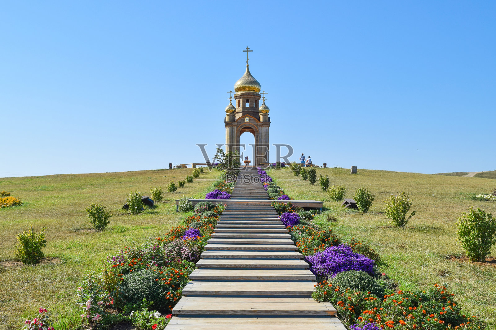 山上的东正教教堂照片摄影图片