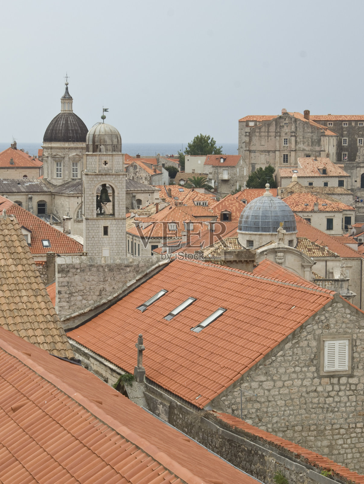 从杜布罗夫尼克的城墙看老城照片摄影图片