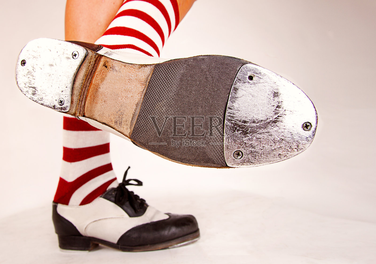 一双踢踏鞋照片摄影图片