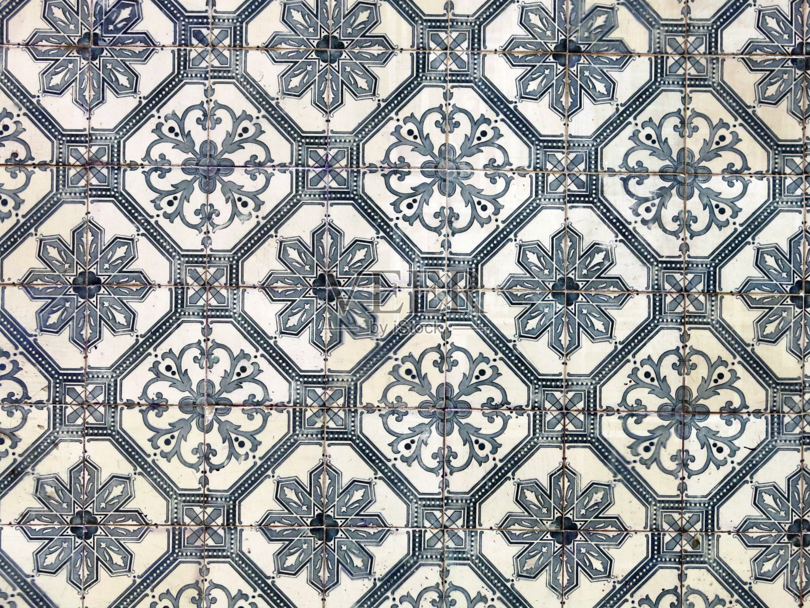 葡萄牙里斯本的彩色瓷砖照片摄影图片