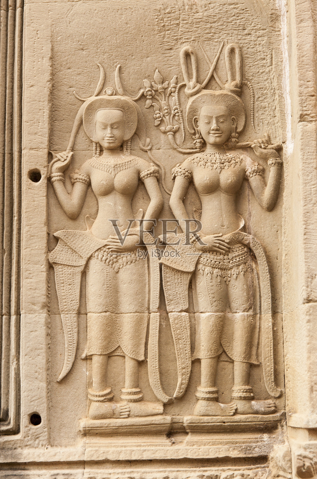 石雕的庙宇显示复杂的细节。照片摄影图片