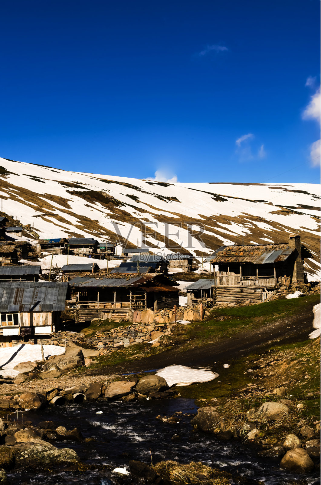 山和森林照片摄影图片