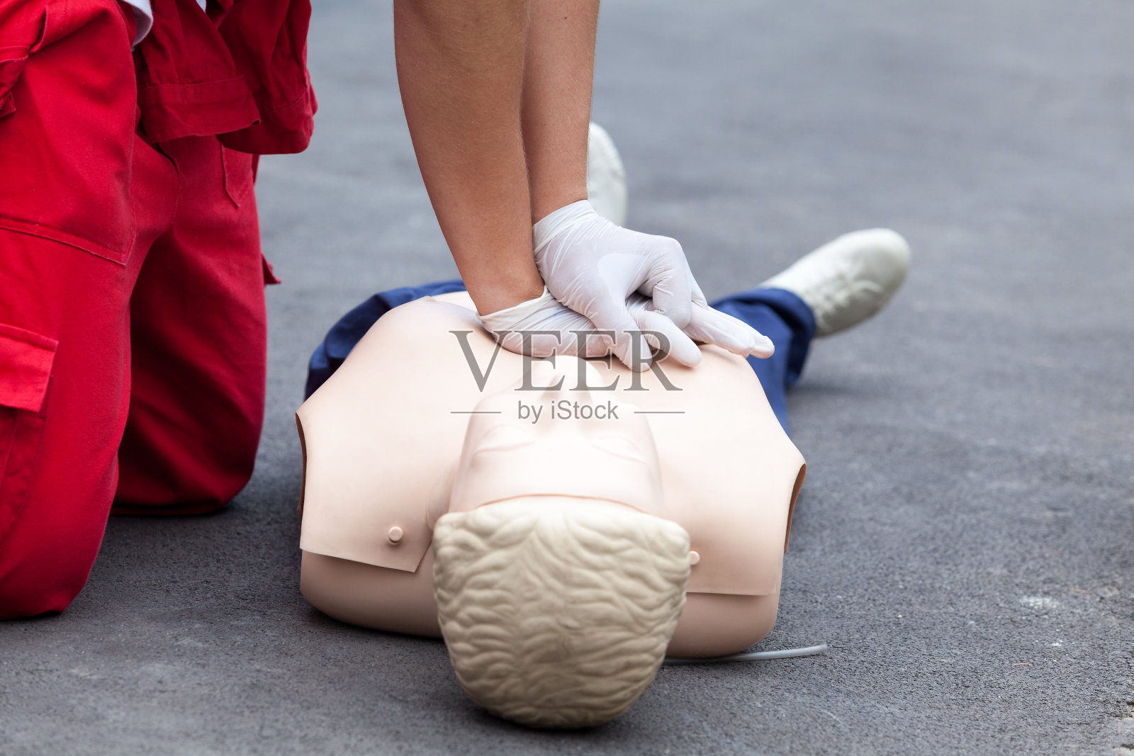 CPR——心肺复苏照片摄影图片