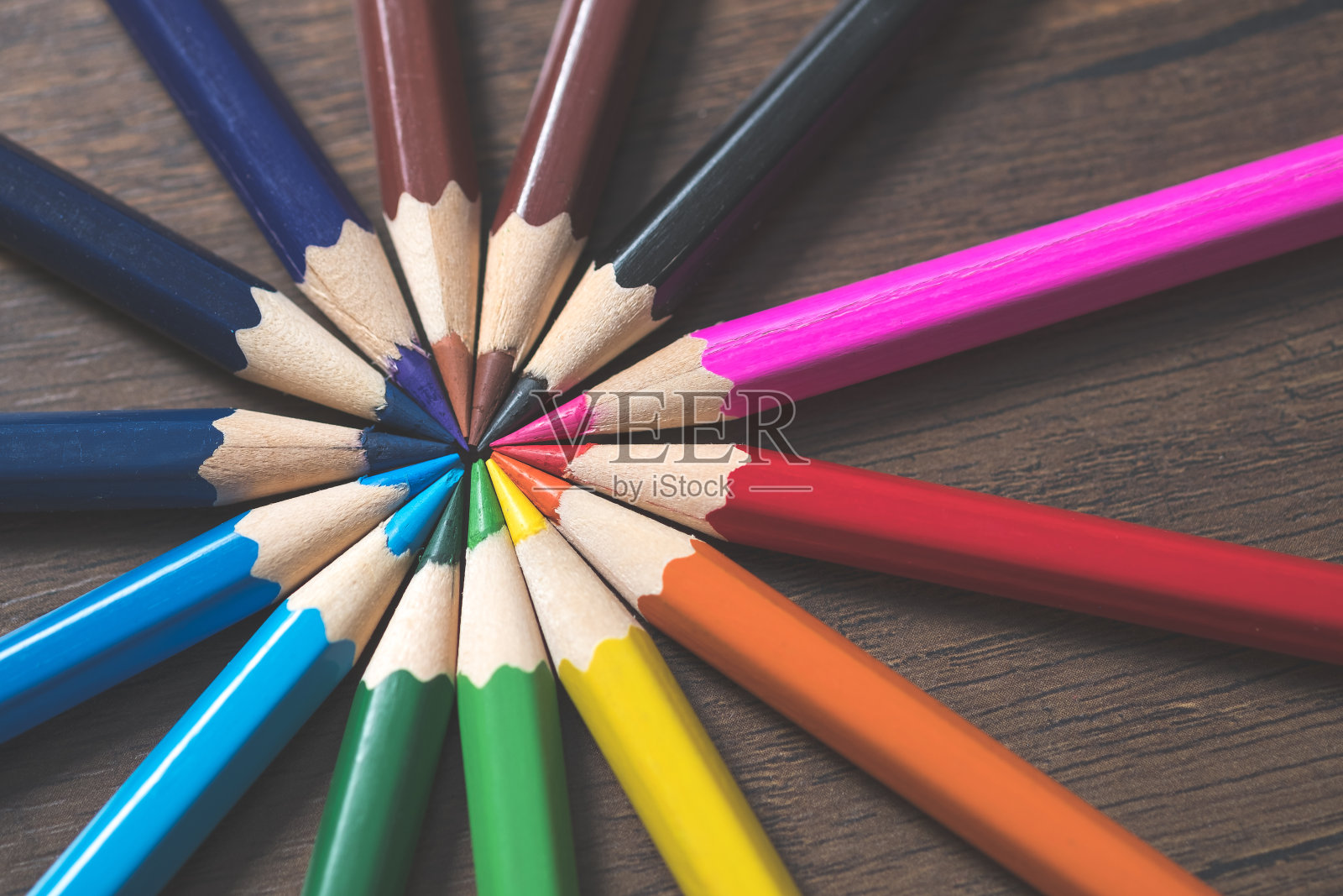 彩色铅笔照片摄影图片