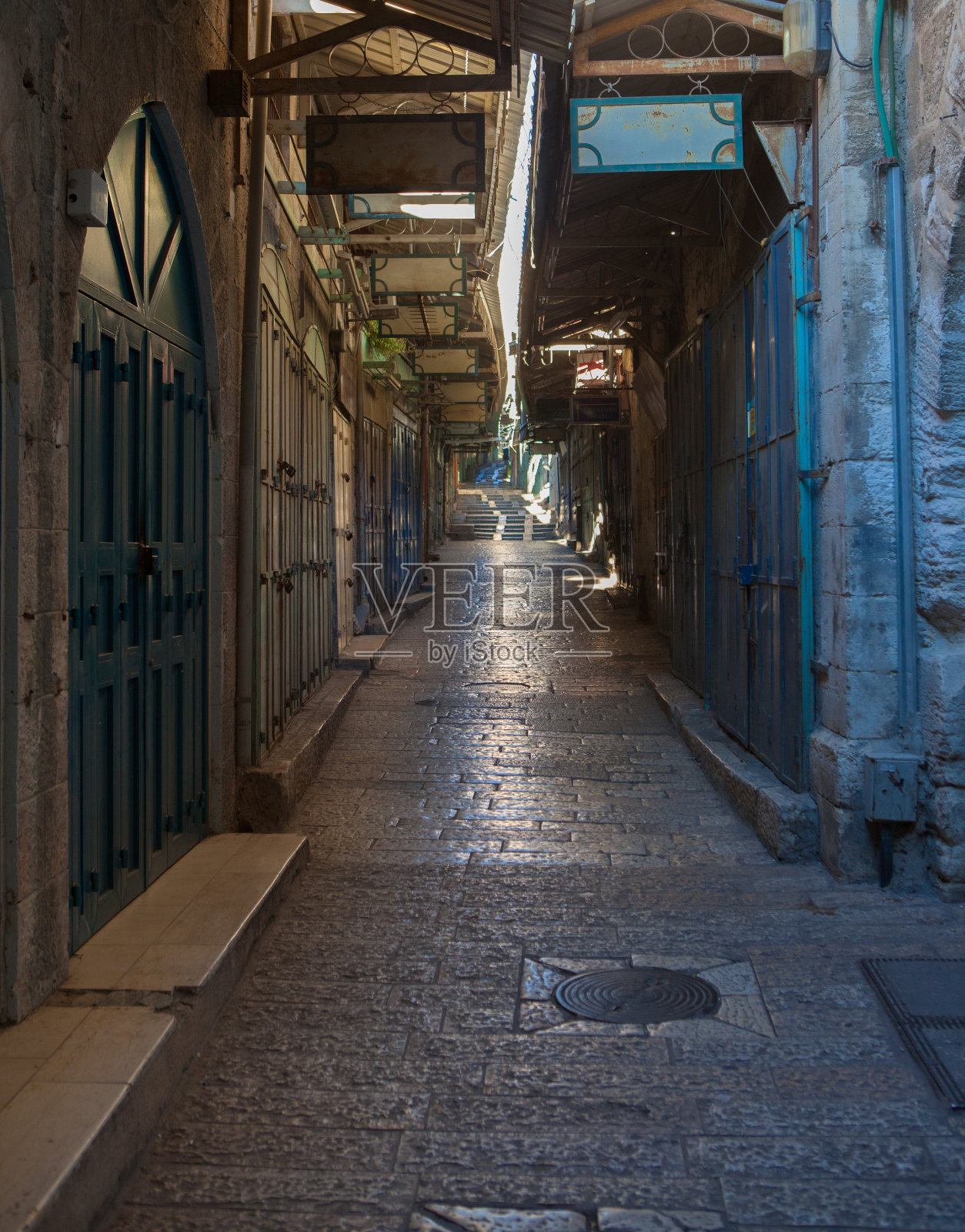 古老的城市街道照片摄影图片