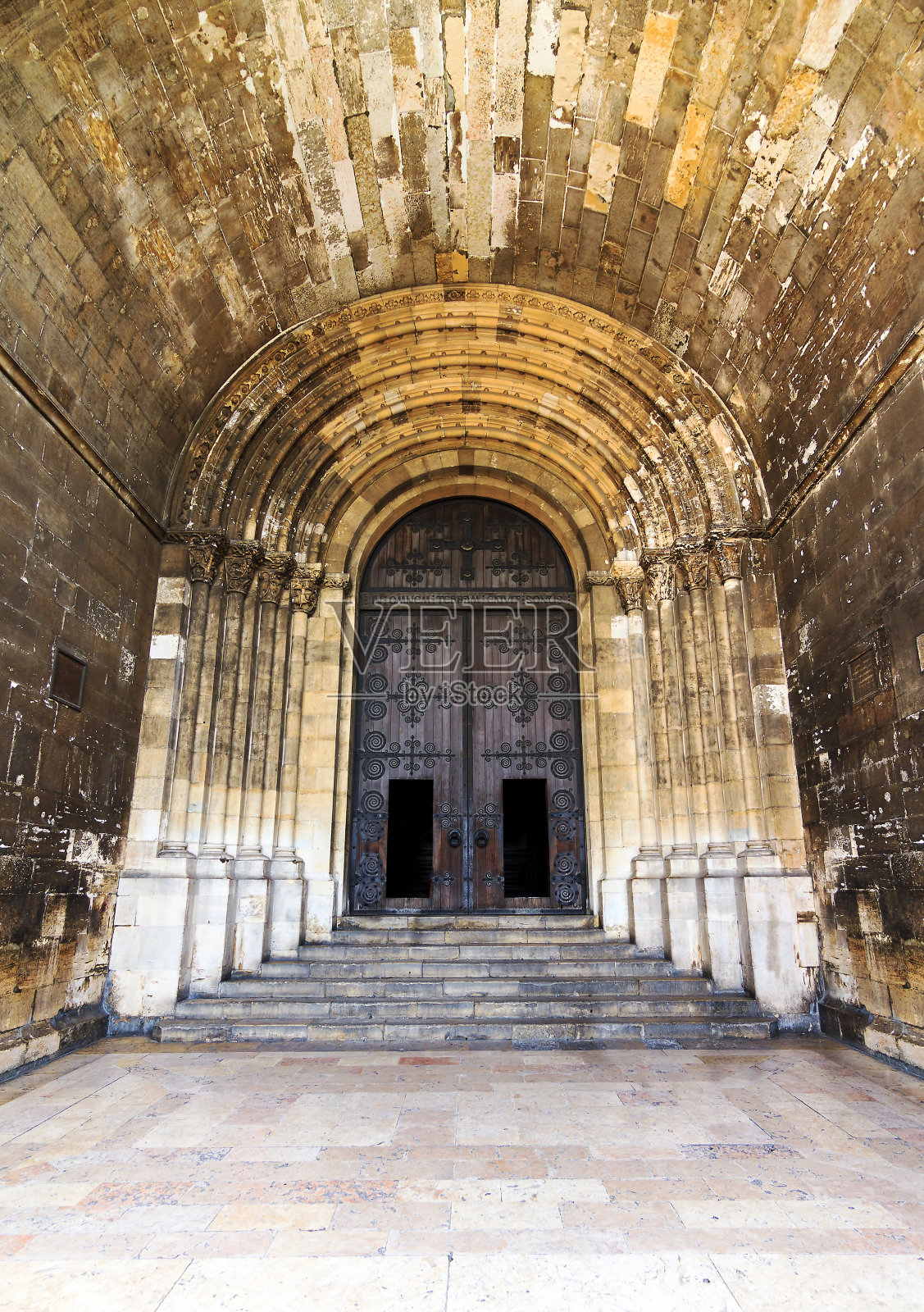 里斯本大教堂的门照片摄影图片