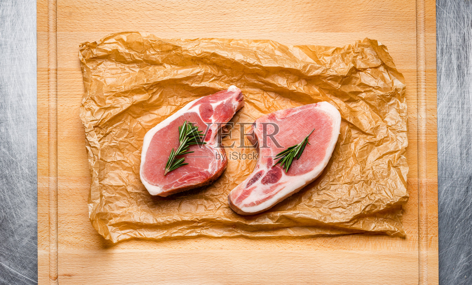 准备好煮肉了照片摄影图片