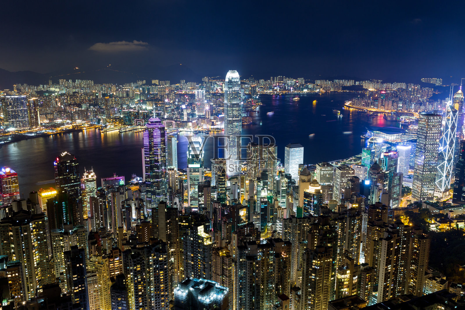 从维多利亚公园看香港的夜景照片摄影图片