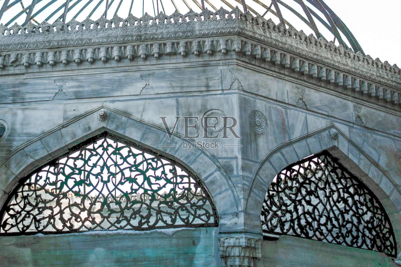 在金属上应用奥斯曼艺术图案的例子照片摄影图片