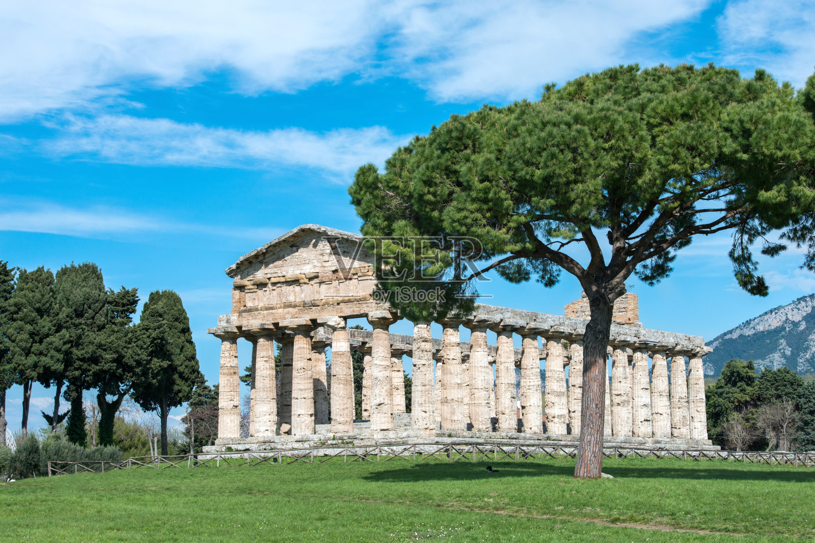 意大利萨莱诺帕埃斯图姆神庙照片摄影图片