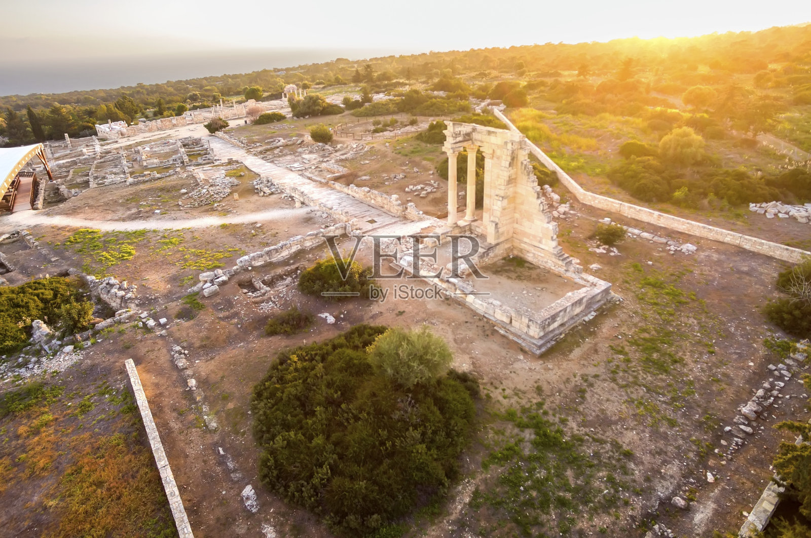 鸟瞰图Apollonas Ilatis遗址,利马索尔,塞浦路斯照片摄影图片