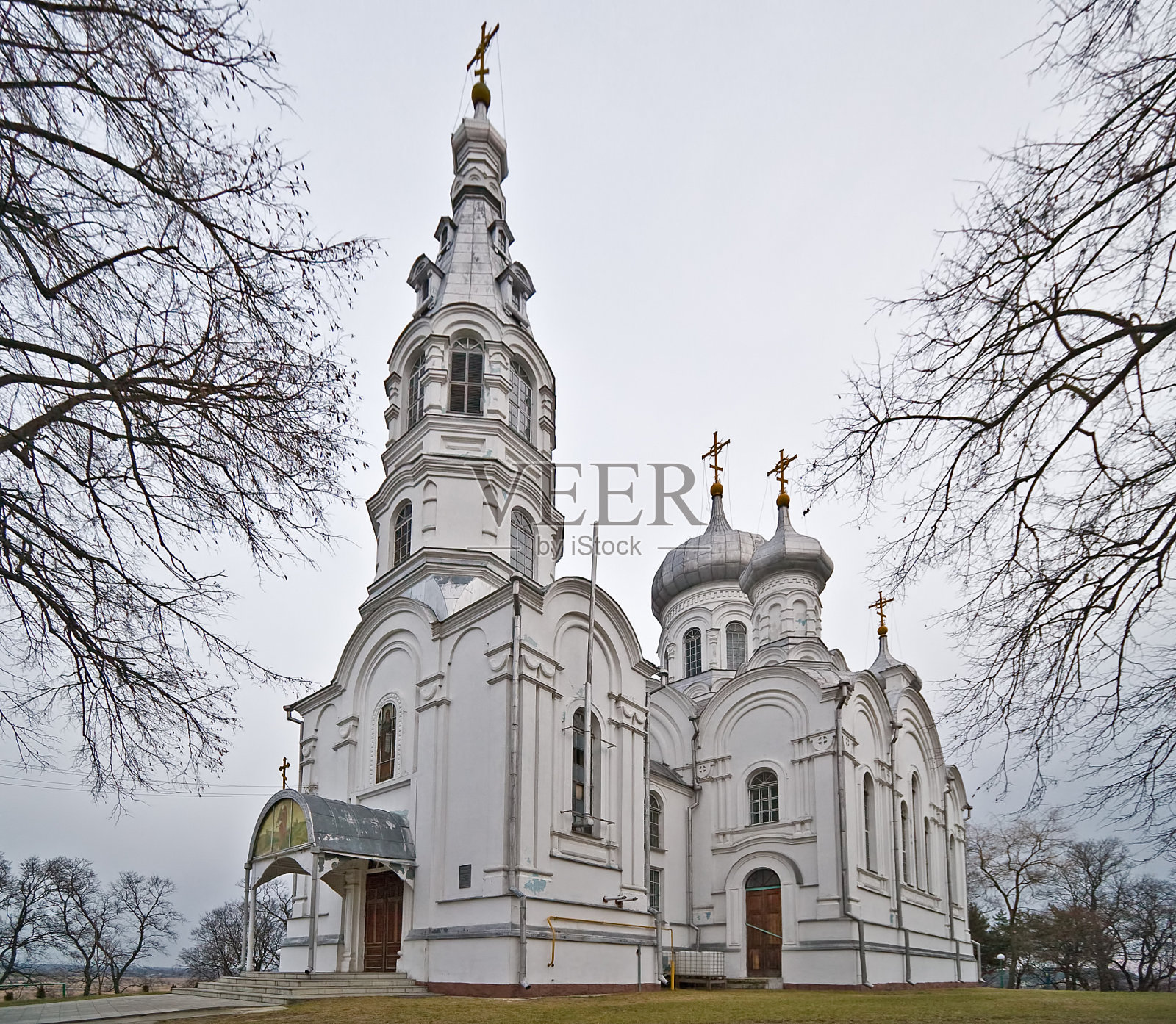 位于卡梅尼茨的圣西门风格的东正教教堂照片摄影图片