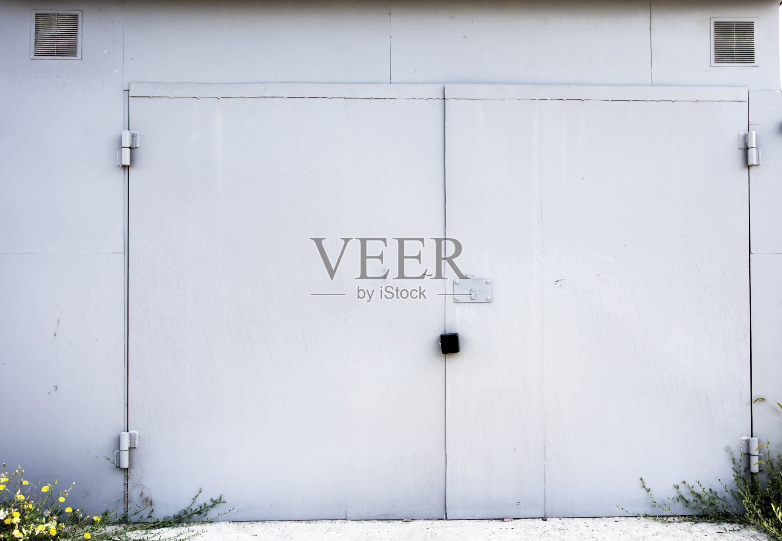 旧金属仓库门照片摄影图片