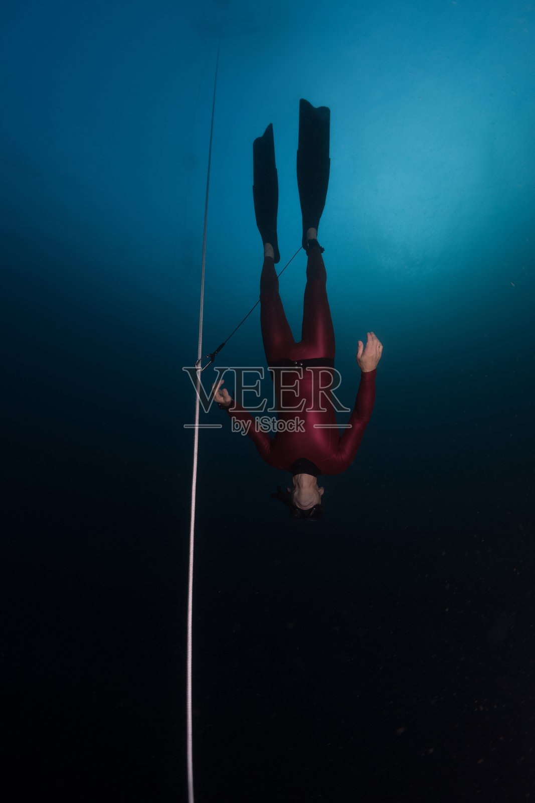 自由潜水者照片摄影图片