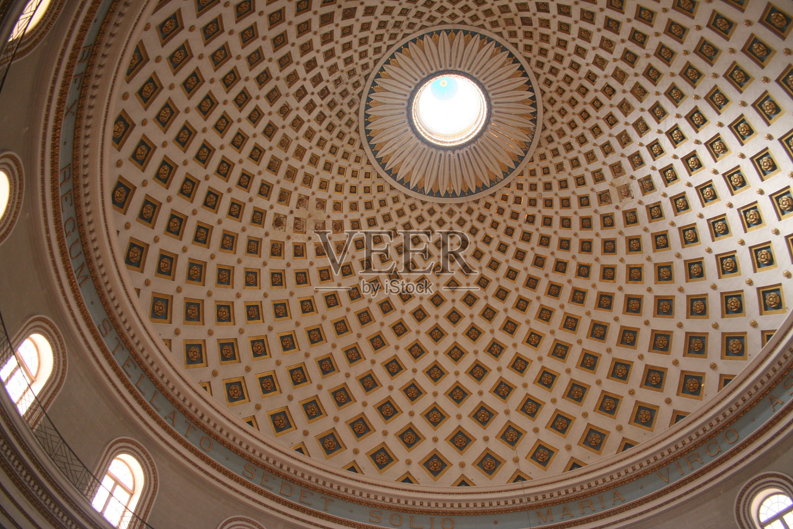 马耳他的圆顶大教堂照片摄影图片