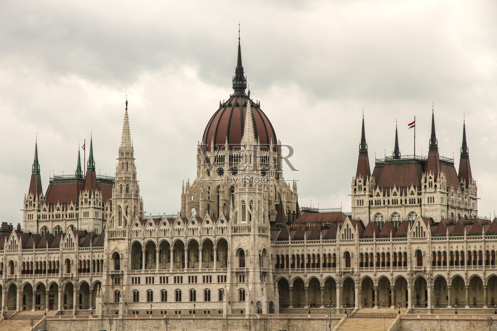 布达佩斯的议会照片摄影图片