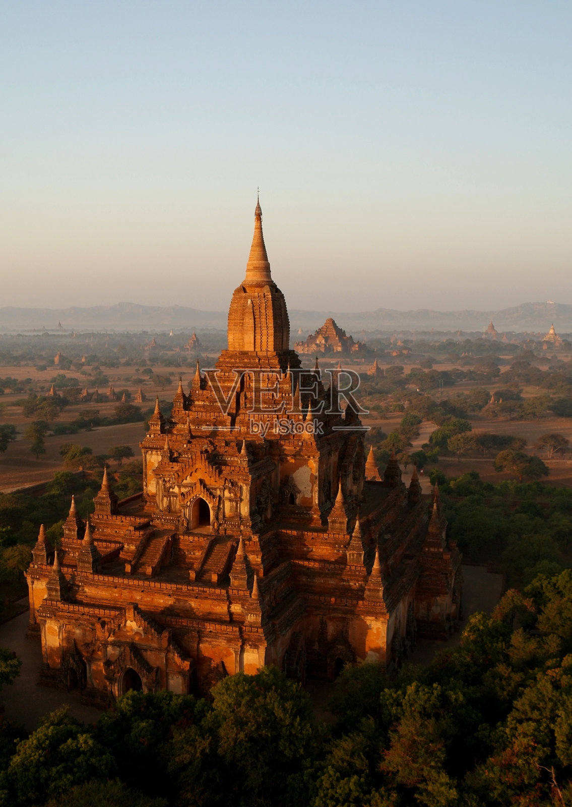 赫蒂洛米洛神庙鸟瞰图照片摄影图片