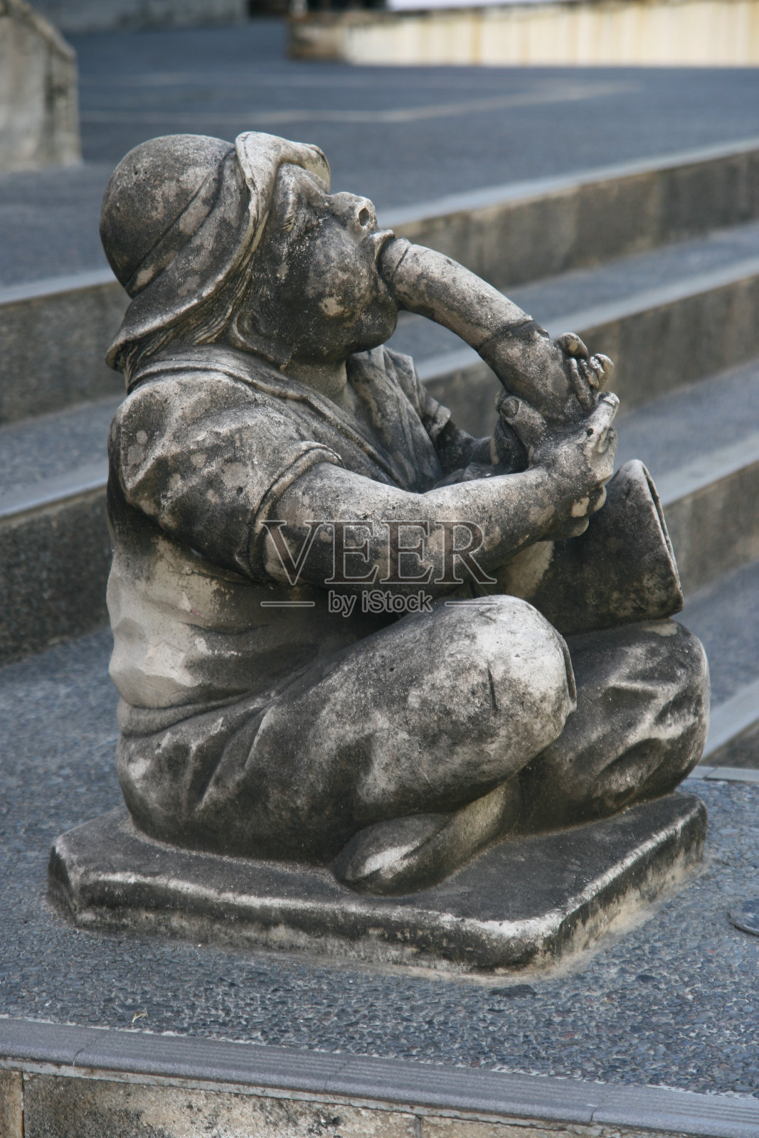 巴厘岛的岩石雕像照片摄影图片
