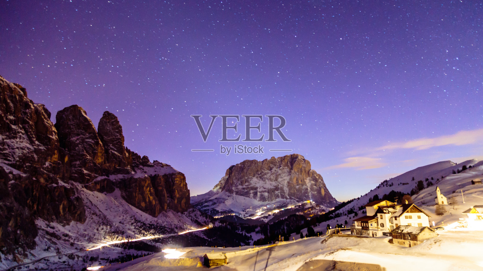 意大利多洛米提准备迎接滑雪季节照片摄影图片