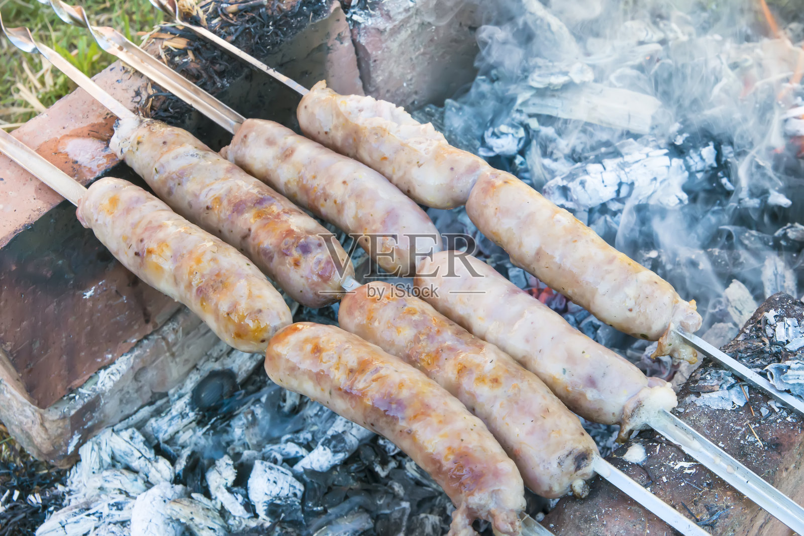 火煎香肠照片摄影图片