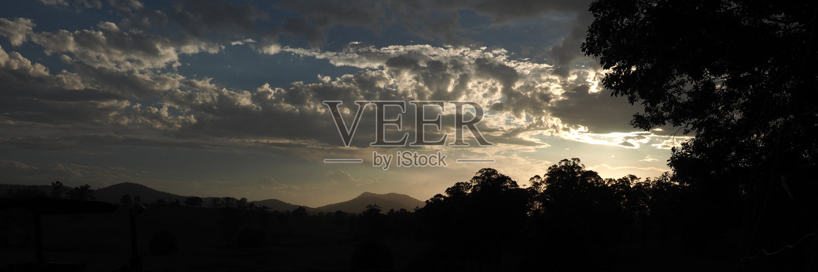 12月日落照片摄影图片