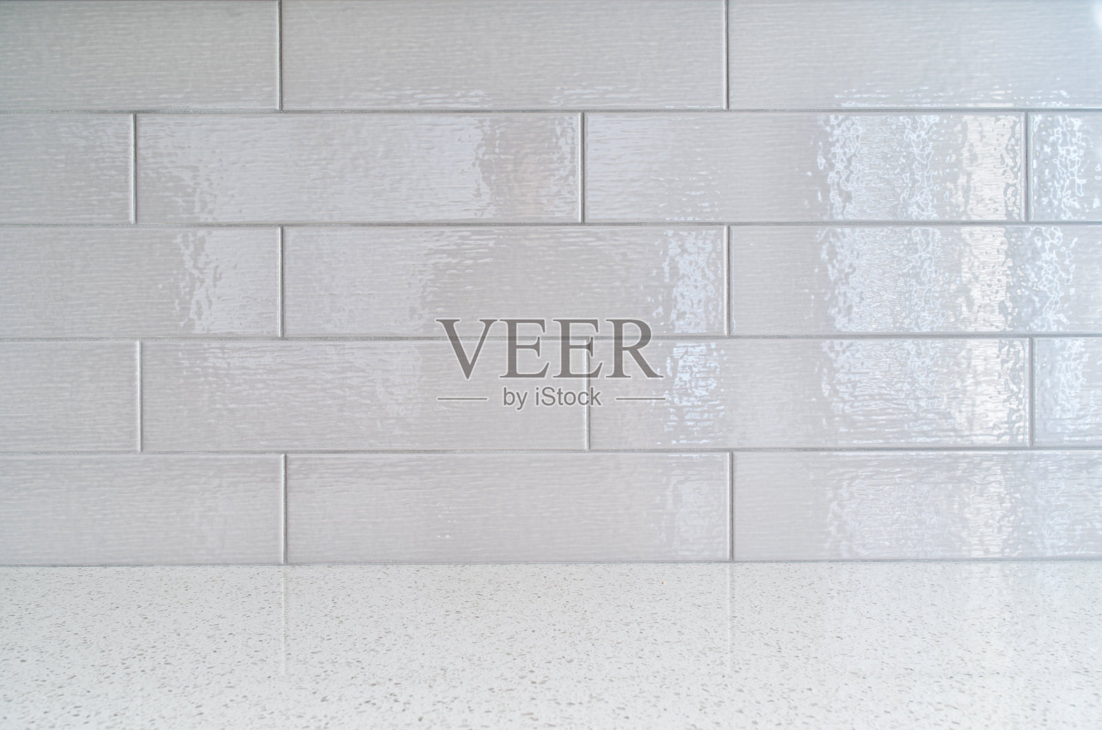 现代厨房花岗岩台面和后挡板照片摄影图片