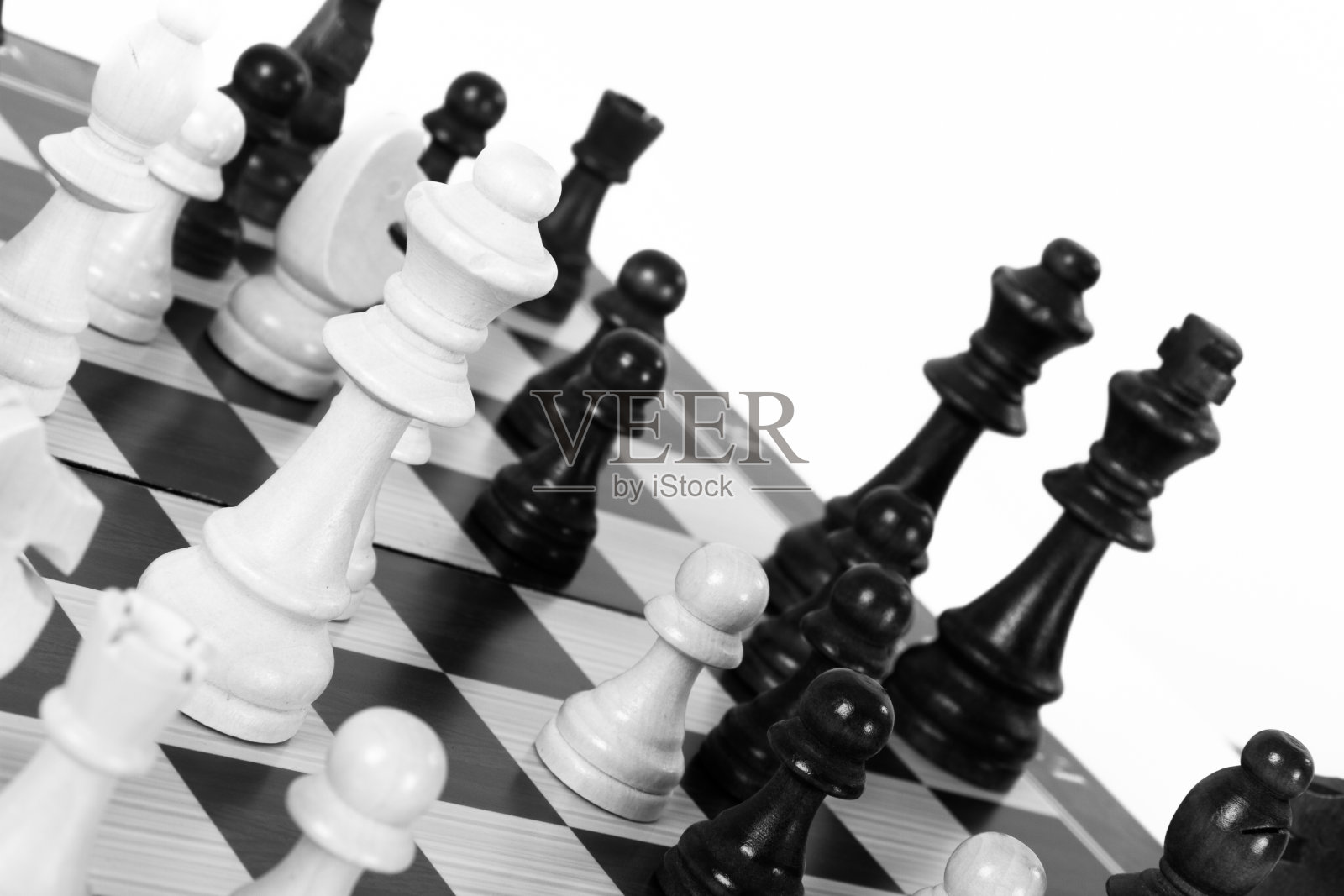 在棋盘上下棋照片摄影图片