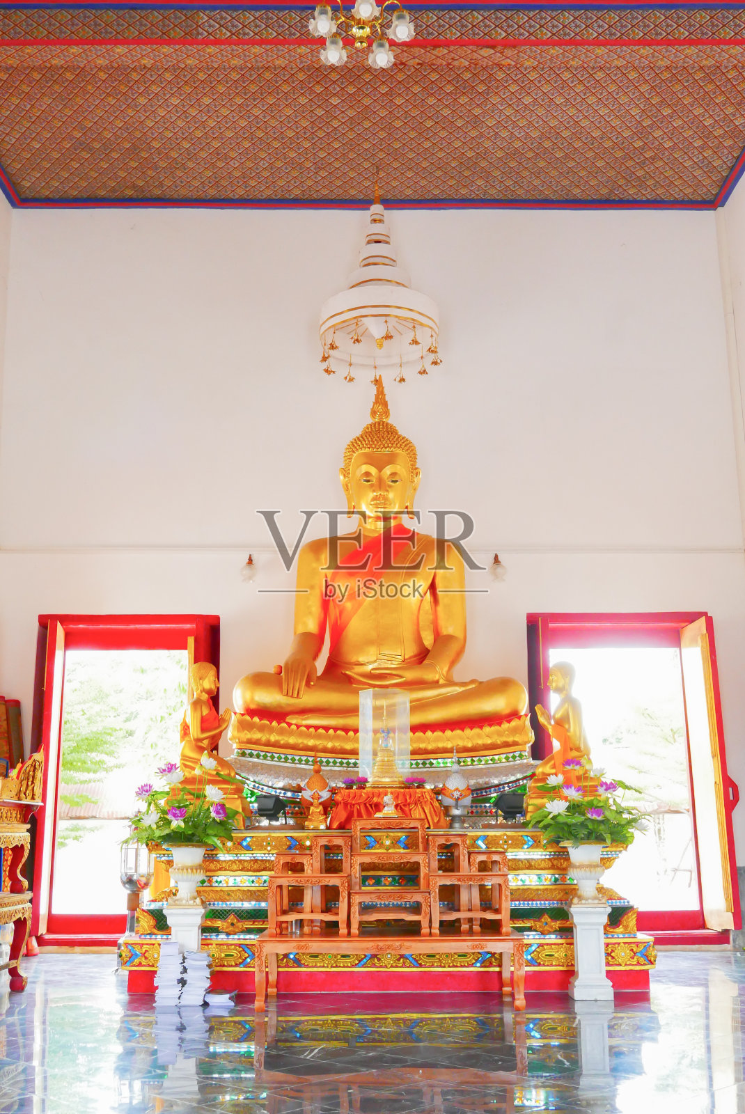 佛像和泰国艺术建筑照片摄影图片