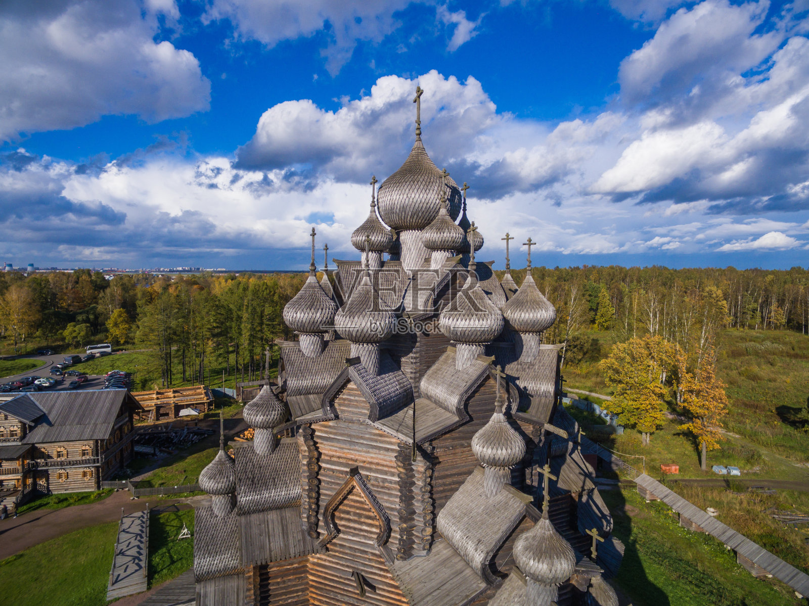 俄罗斯木制教堂鸟瞰图照片摄影图片