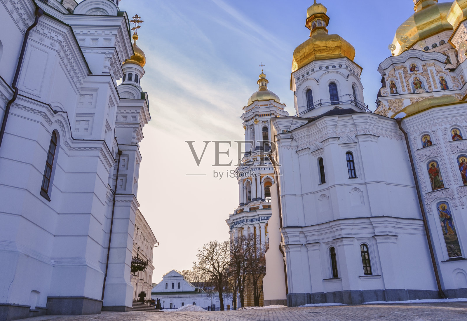 基辅,佩切尔斯克,拉夫拉大教堂之间照片摄影图片