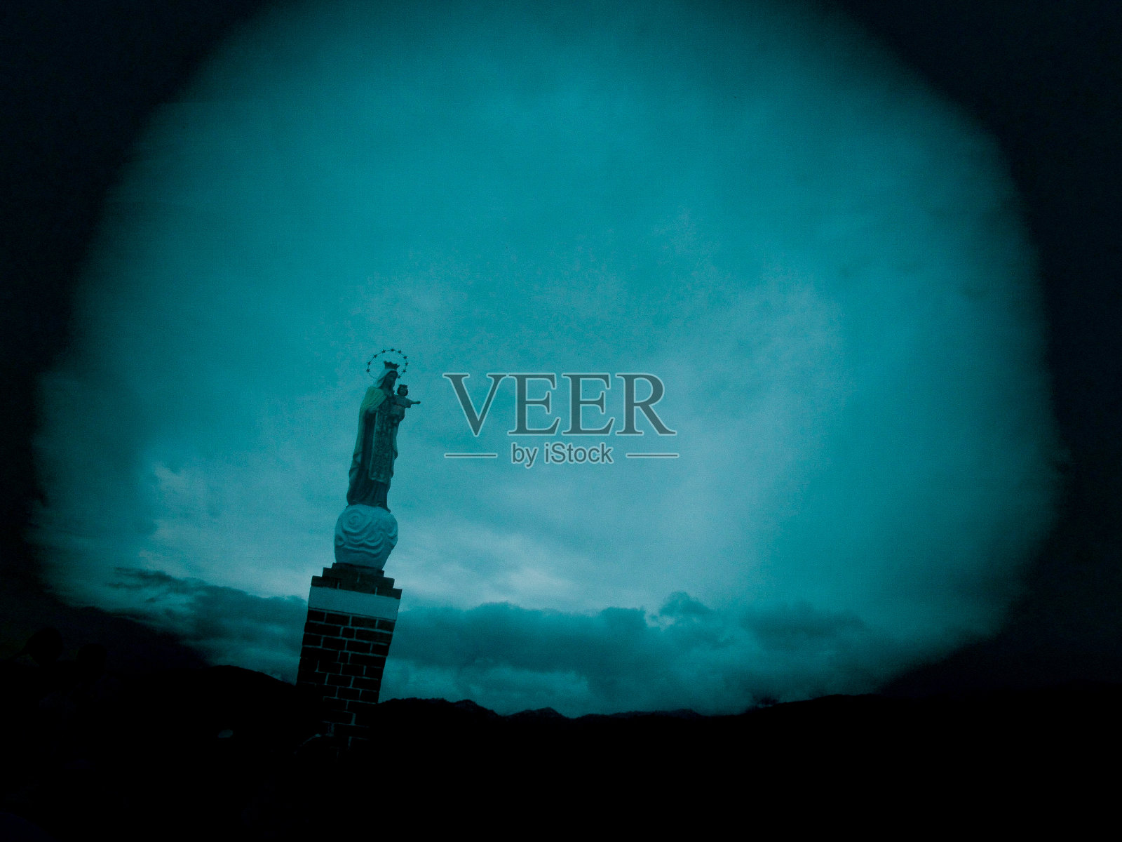 孤独的圣母玛利亚照片摄影图片