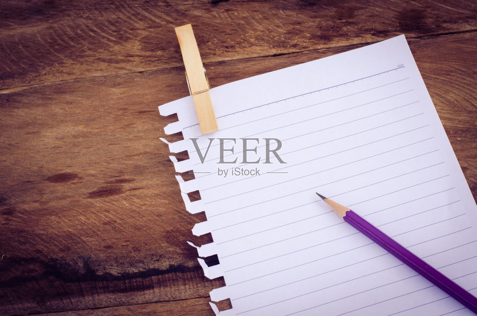 笔记本纸和铅笔照片摄影图片