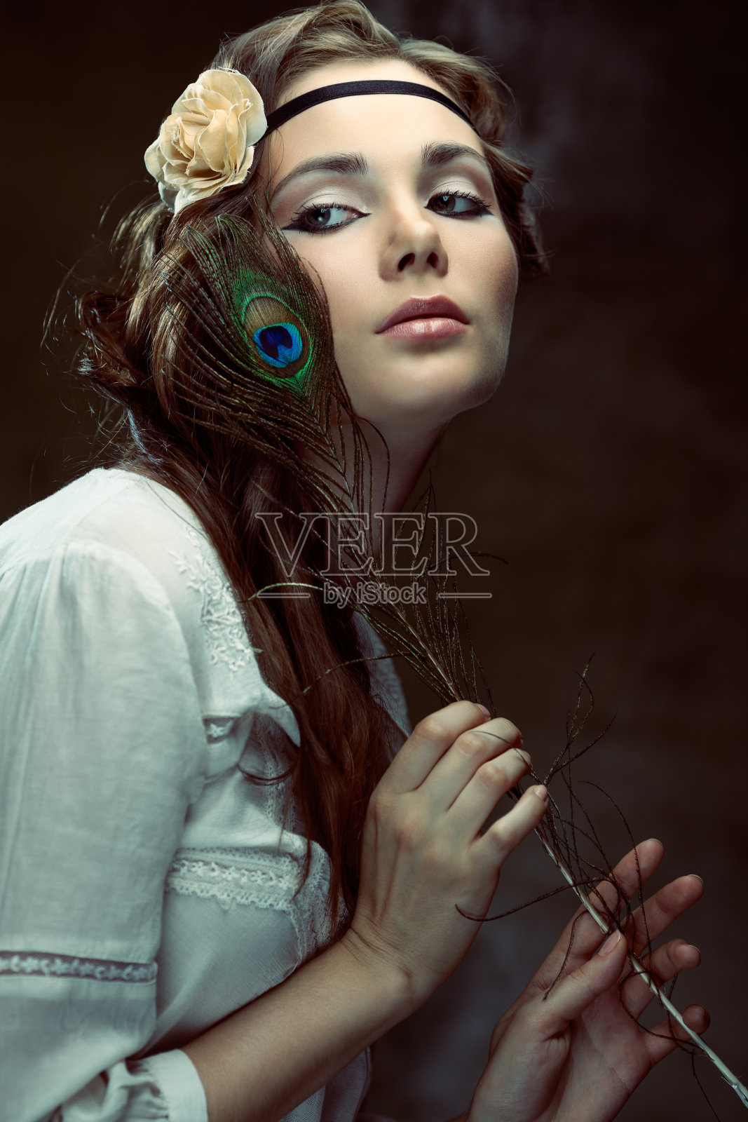 嬉皮女孩照片摄影图片